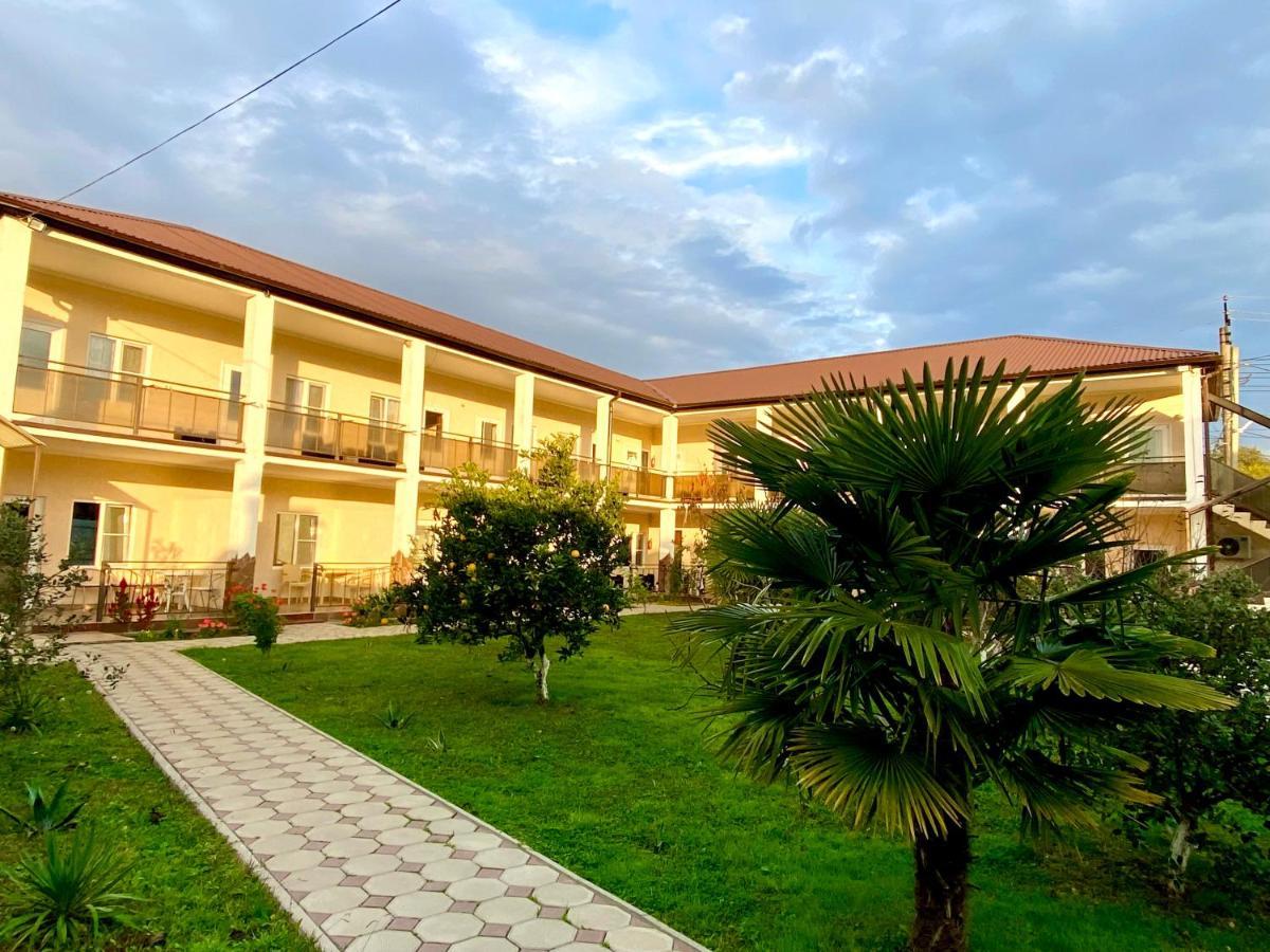 Hotel Solntse Abkhazii Lidzava Kültér fotó